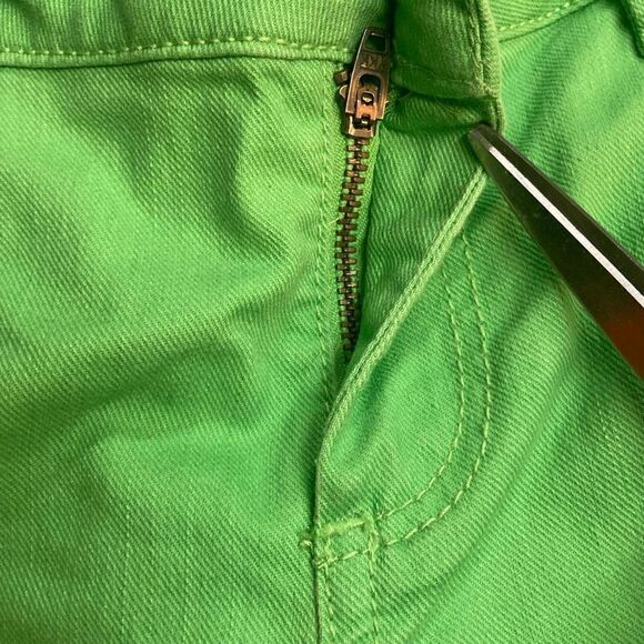 TALBOTS Women’s Cropped Capri Jeans Size 6P Inseam 21” Green‎ Signature Flare - Picture 7 of 8